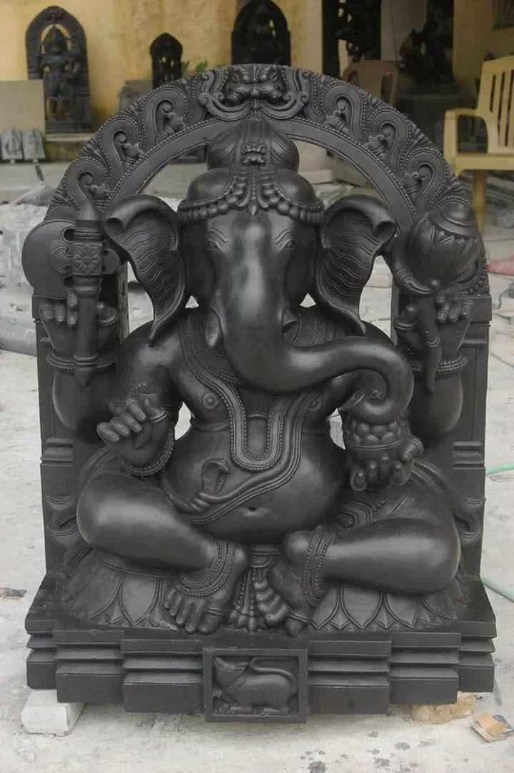 Ganesha with Prabhavali